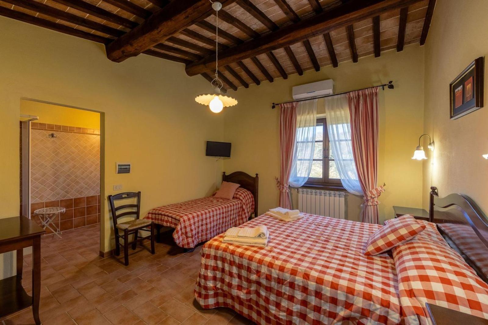 Agriturismo Fraschetta Montalcino Bagian luar foto